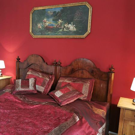 Ruhige Ferienwohnung Im Gutshaus Niederorschel Bagian luar foto
