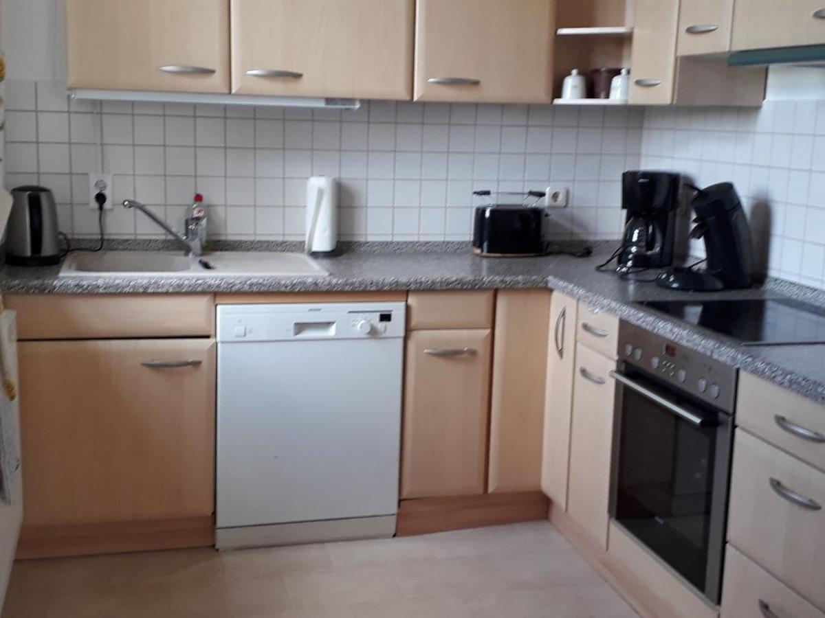 Ruhige Ferienwohnung Im Gutshaus Niederorschel Bagian luar foto